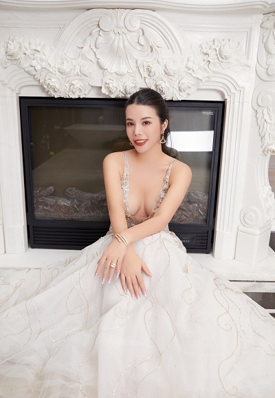 Yu HoldingsͶCʼ˼CEOYU PRIZE󪄰lˡYUMEE 褃ƷƄʼ˼⿂OWendy Yu (4).jpg